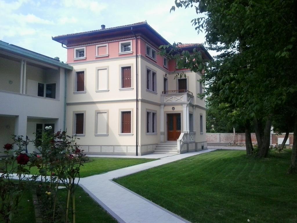 Villa Delle Rose Portogruaro Exterior foto